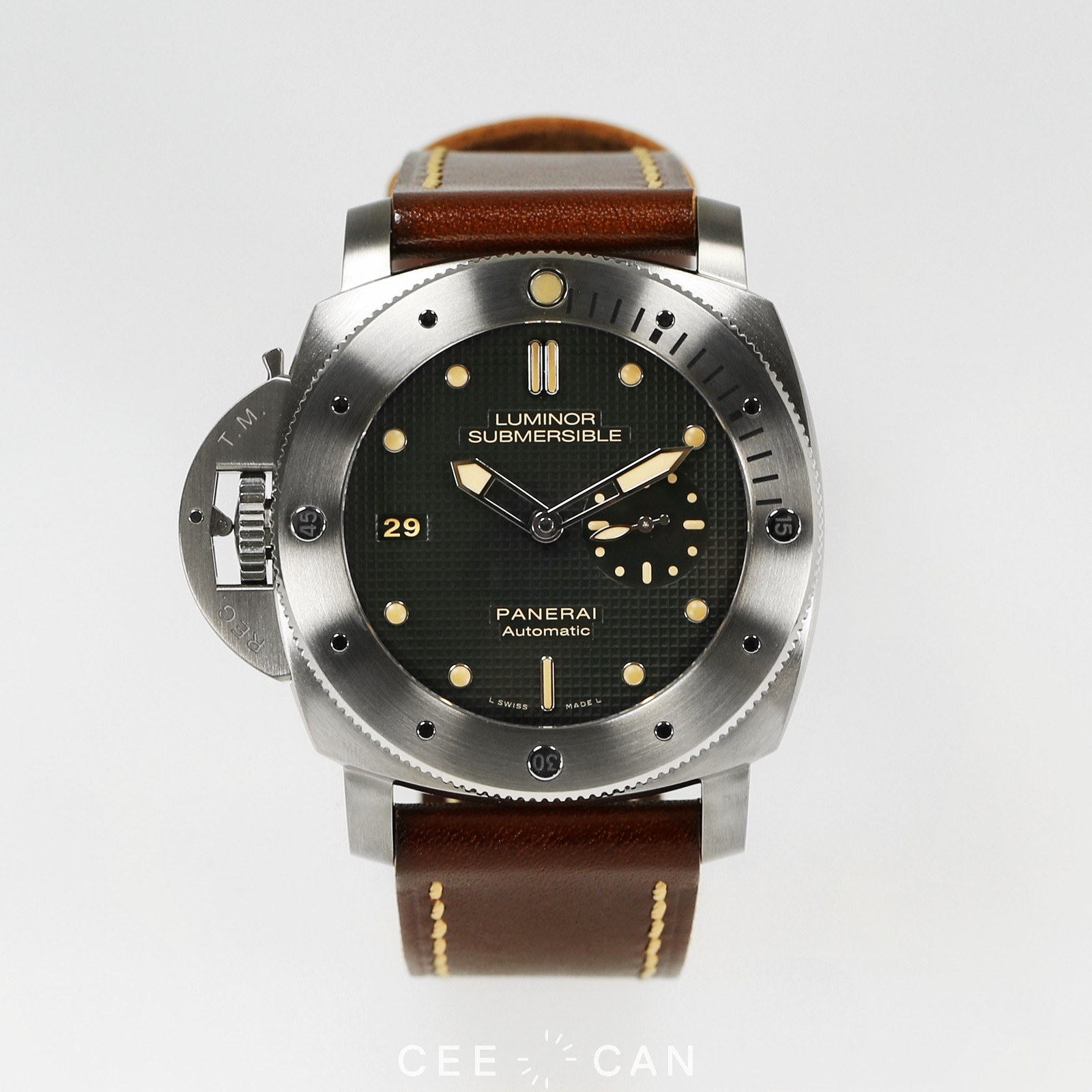Panerai Luminor Submersible 1950 Lefthanded Special Edition PAM00569_0